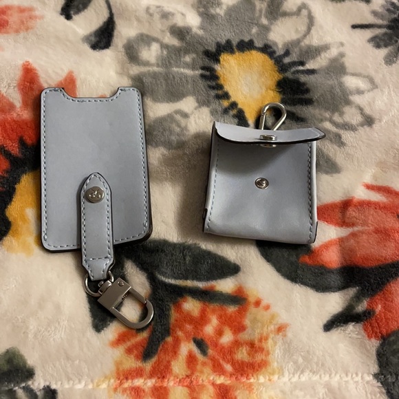 Purses/wallets - Picture 9 of 11